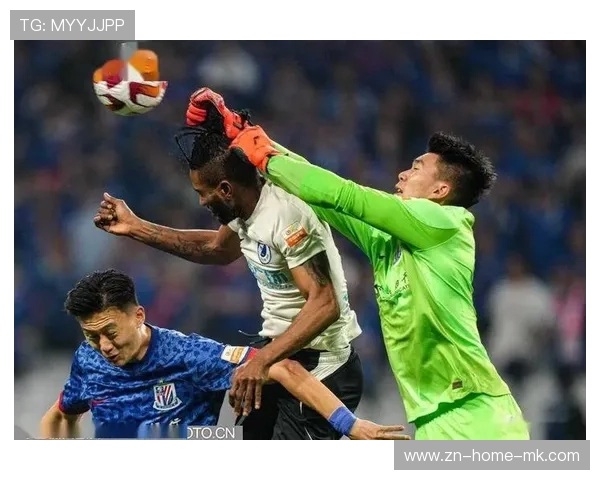 游泳选手边路抢位成功，突破极限，迎接辉煌